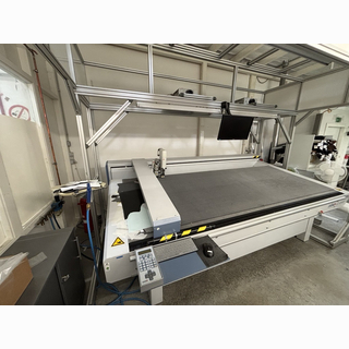 ZUND LC-2400 Digital Cutter Schneidetisch